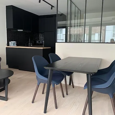 Lily A La Du Zoute Deux Lägenhet *